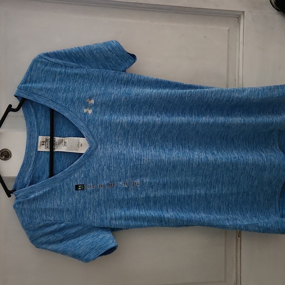 Under Armour tee